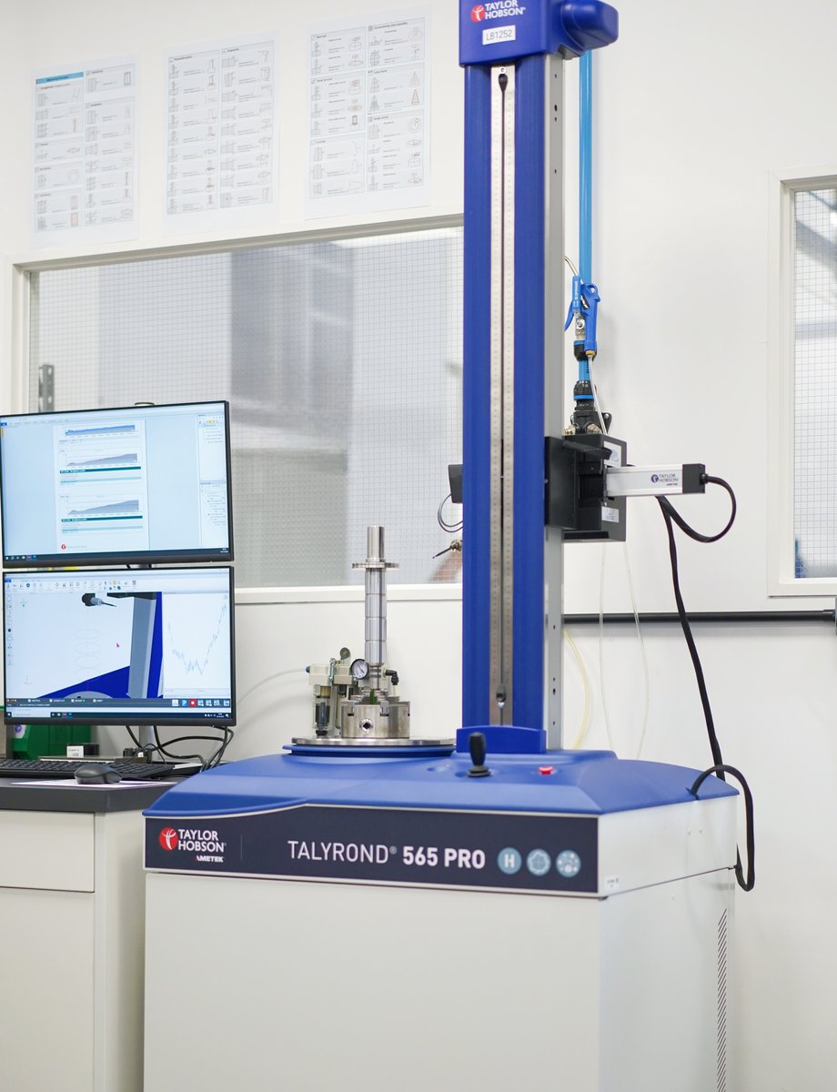 Talyrond Machine New Inspection Machine - TALYROND ® 565 PRO